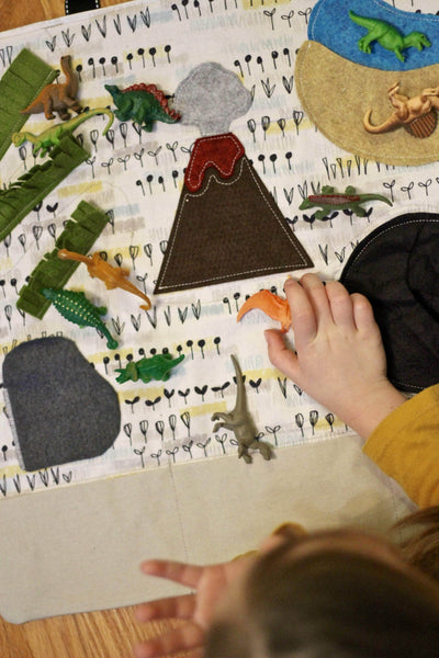 Pretend Play Sets - Dinosaur Toys for Toddlers - Playmat - Mouse Loves Pig