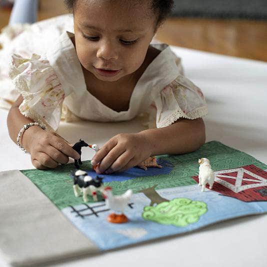 Pretend Play Set - Farm Toys for kids - Mouse Loves Pig