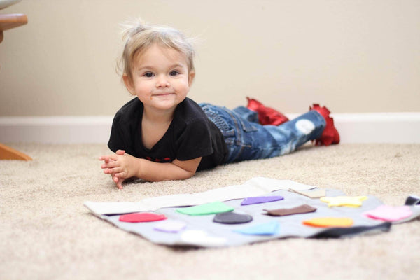 Pretend Play Sets - Learning Toys for Toddlers - Deluxe Shape Sorter Travel Toy - Mouse Loves Pig