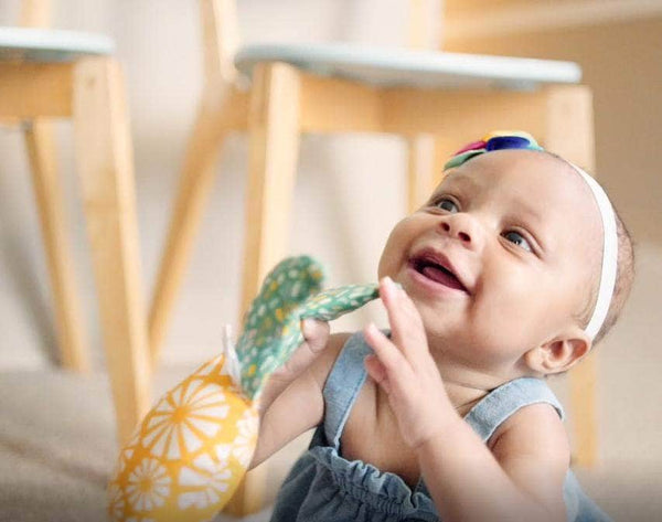 Best Infant Toys - Pineapple Rattle - Mouse Loves Pig